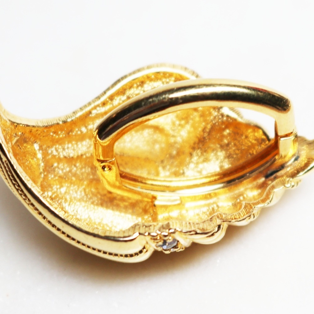 Vintage 1992 Kenneth Jay Lane Seashell Scarf Slide - image 6